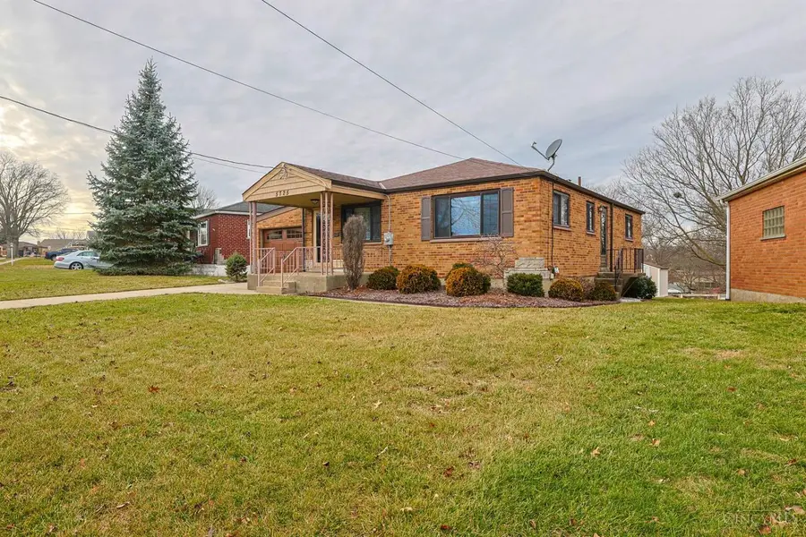 5725 Lauderdale Drive, Cincinnati, OH 45239 - Image #2
