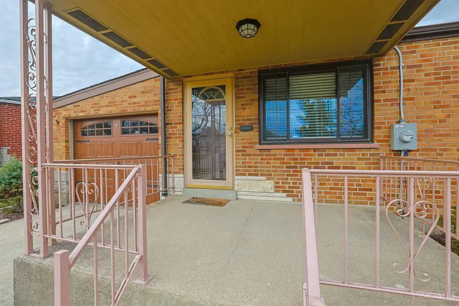 5725 Lauderdale Drive, Cincinnati, OH 45239 - Image #3