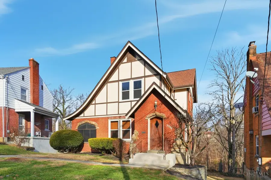 2752 Mckinley Avenue, Cincinnati, OH 45211 - Image #2
