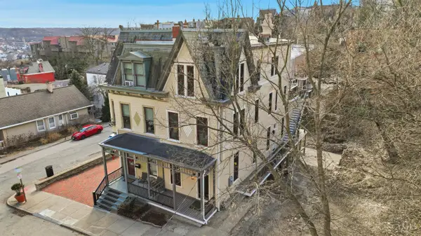 989 Parkside Circle, Cincinnati, OH 45202