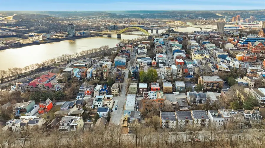 989 Parkside Circle, Cincinnati, OH 45202 - Image #3