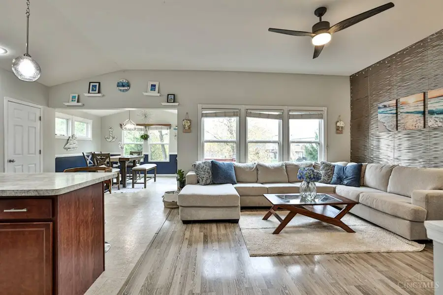 1919 Washburn Street, Cincinnati, OH 45223 - Image #2