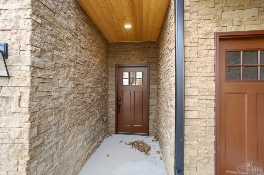 965 Windsor Street, Cincinnati, OH 45206 - Image #3