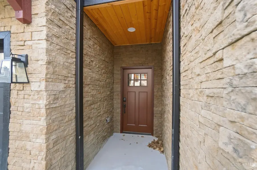 967 Windsor Street, Cincinnati, OH 45206 - Image #2