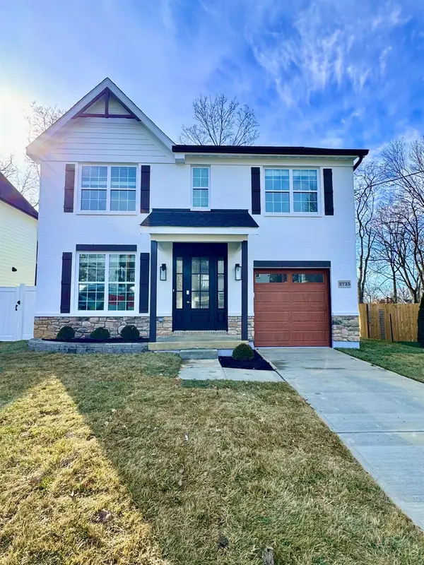 2735 Silverleaf Avenue, Cincinnati, OH 45212