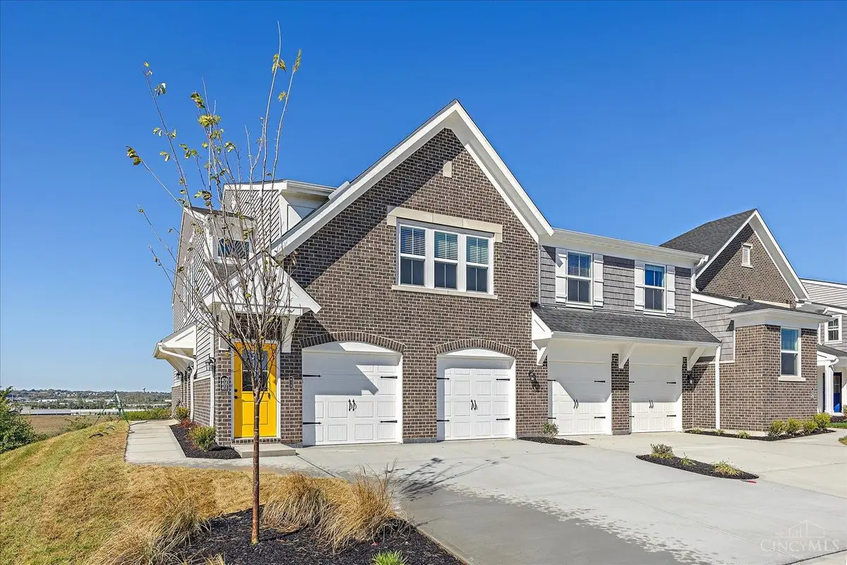 451 Chambers Bay Place #13104, Pataskala, OH 45036 - Image #1