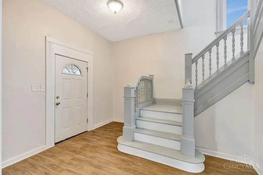 578 Considine Avenue, Cincinnati, OH 45205 - Image #3