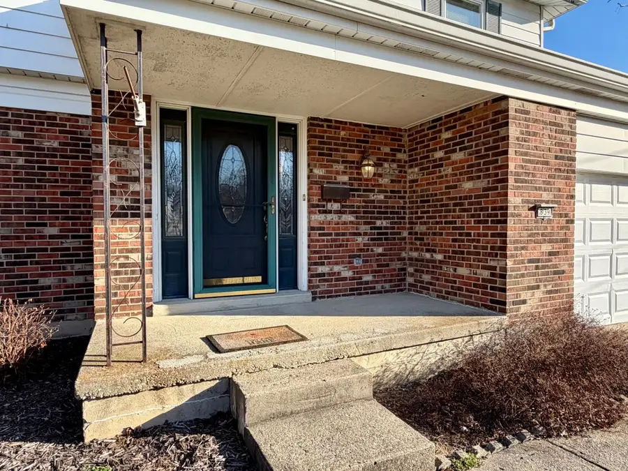 839 Summerfield Lane, Springdale, OH 45240 - Image #2