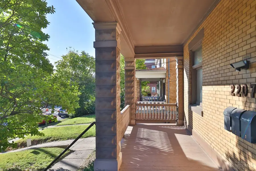 2207 Burnet Avenue, Cincinnati, OH 45219 - Image #3