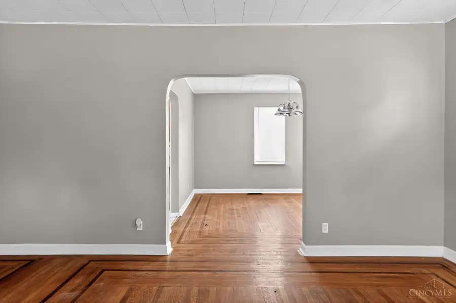 1059 Lockman Avenue, Cincinnati, OH 45238 - Image #3