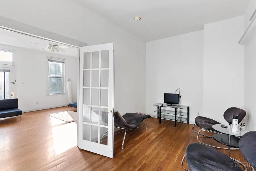 310 Klotter Avenue, Cincinnati, OH 45219 - #3