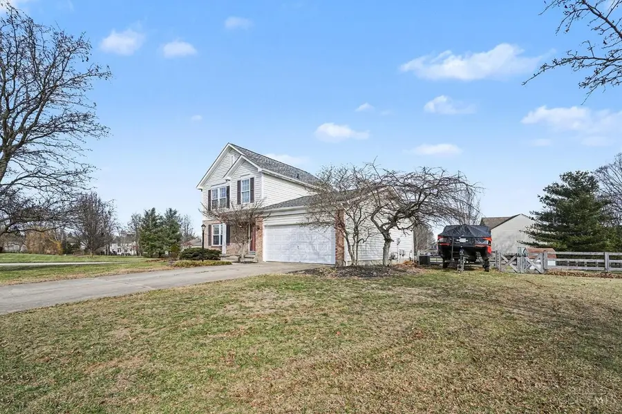 6828 Bunkerwood Drive, Loveland, OH 45140 - Image #3