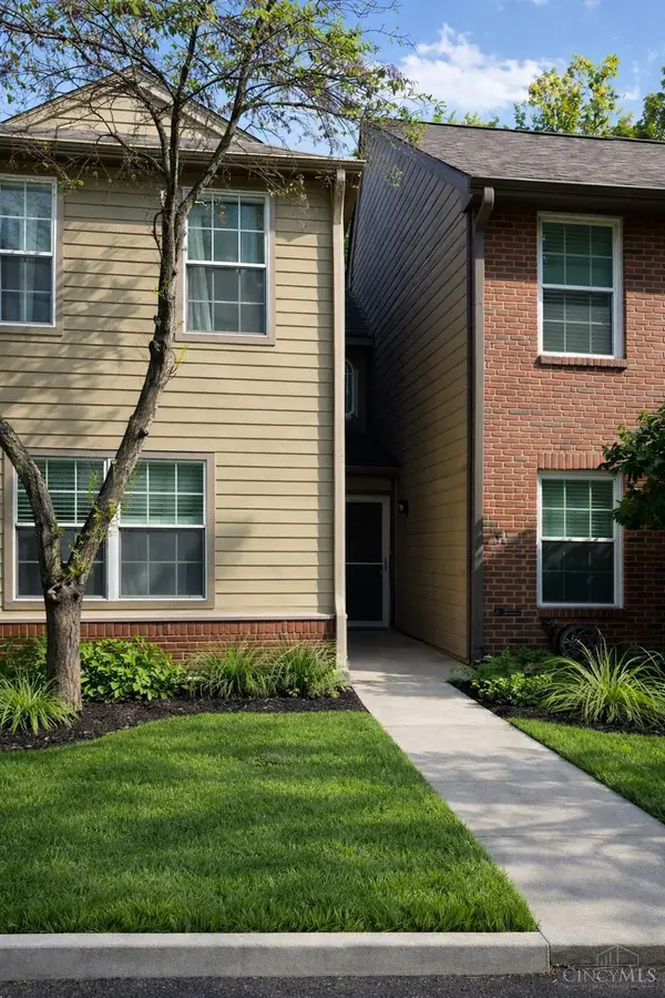 10555 Montgomery Road #56, Montgomery, OH 45242