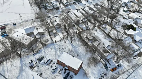 1 Spruce Street, Elmwood Place, OH 45216