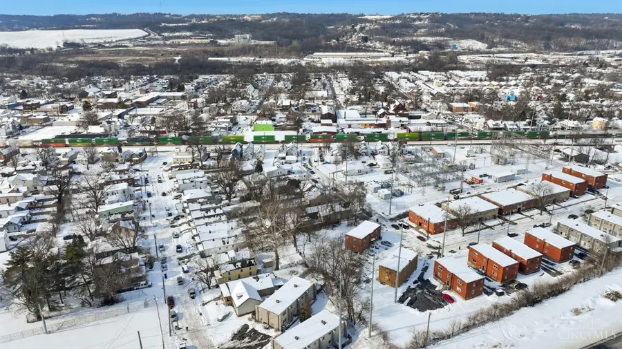 1 Spruce Street, Elmwood Place, OH 45216 - #3