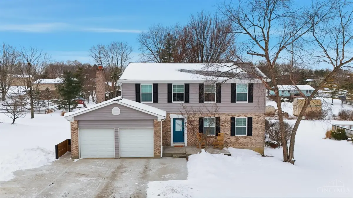 7689 Devonwood Drive, West Chester, OH 45069 - Image #1