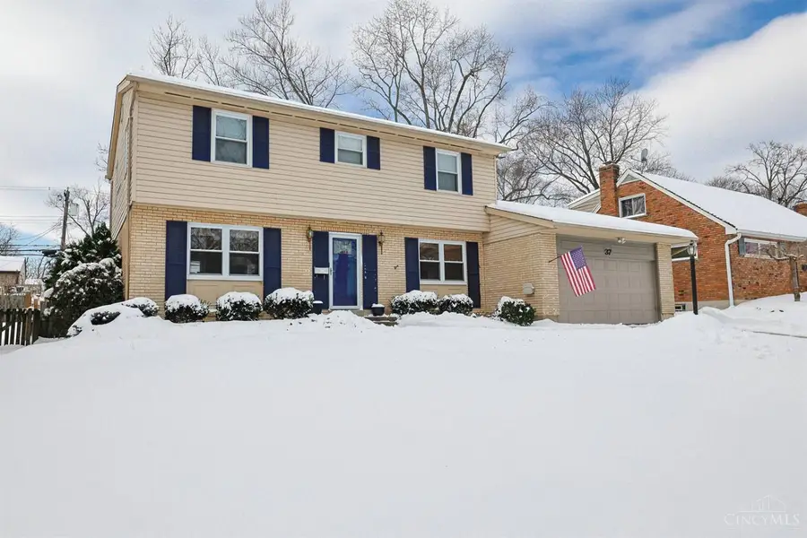 37 Hayden Drive, Greenhills, OH 45218 - Image #2