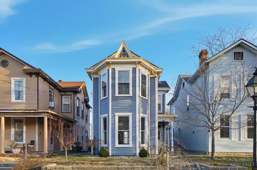 924 Campbell Avenue, Hamilton, OH 45011 - #3