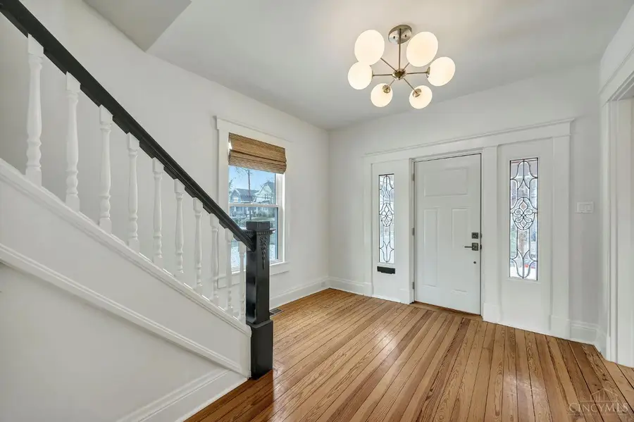 6121 Roe Street, Cincinnati, OH 45227 - #3