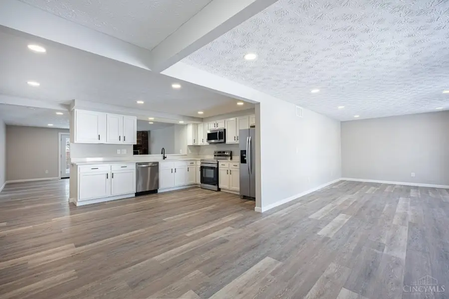 5260 Beechview Drive, Huber Heights, OH 45424 - #2