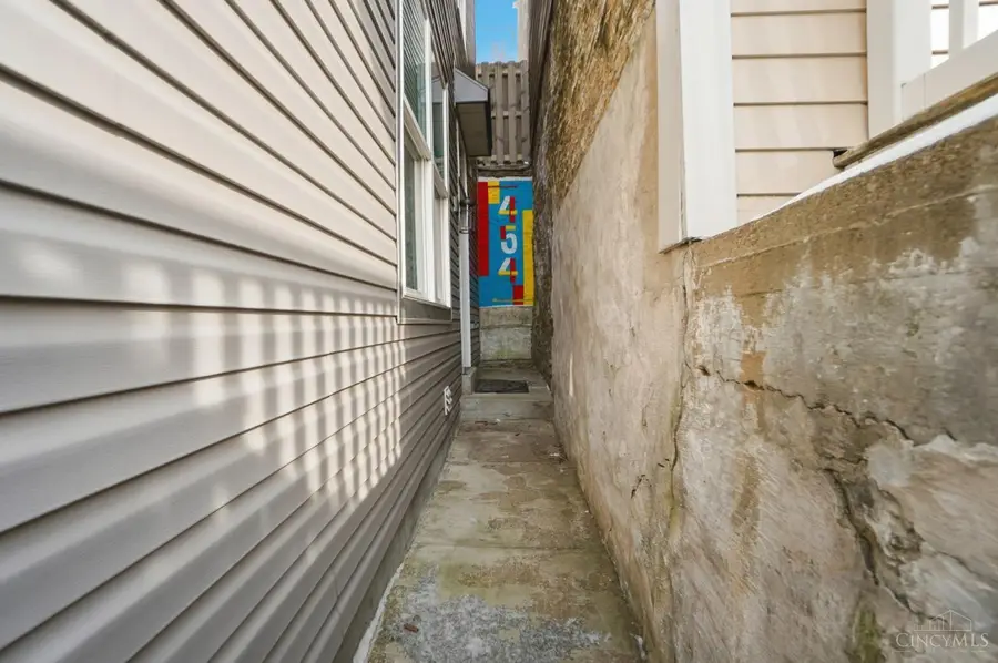 454 Klotter Avenue, Cincinnati, OH 45214 - Image #2