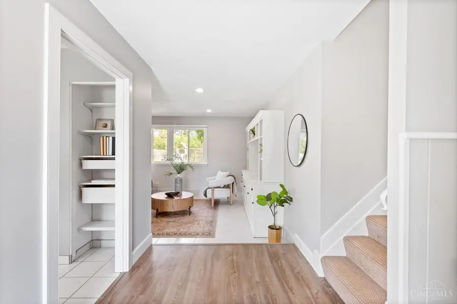 9528 Croton Drive, Montgomery, OH 45242 - #3