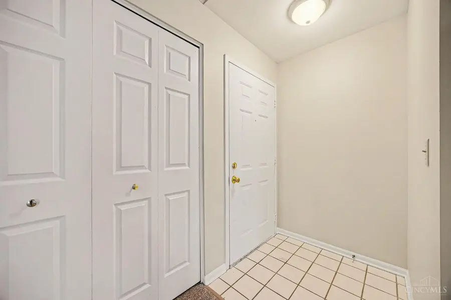 5149 Scarsdale Cove #61, Green Township, OH 45248 - #3