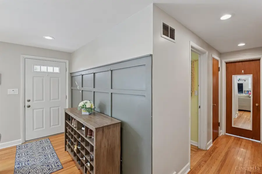 6802 Whitehall Avenue, Cincinnati, OH 45230 - Image #3