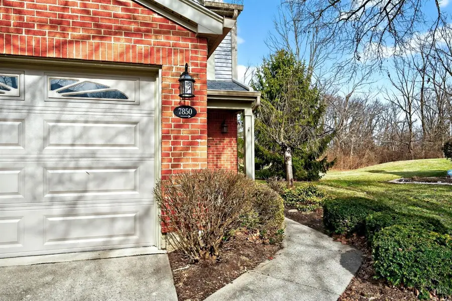 7850 Hackney Circle, Deerfield Township, OH 45039 - #2