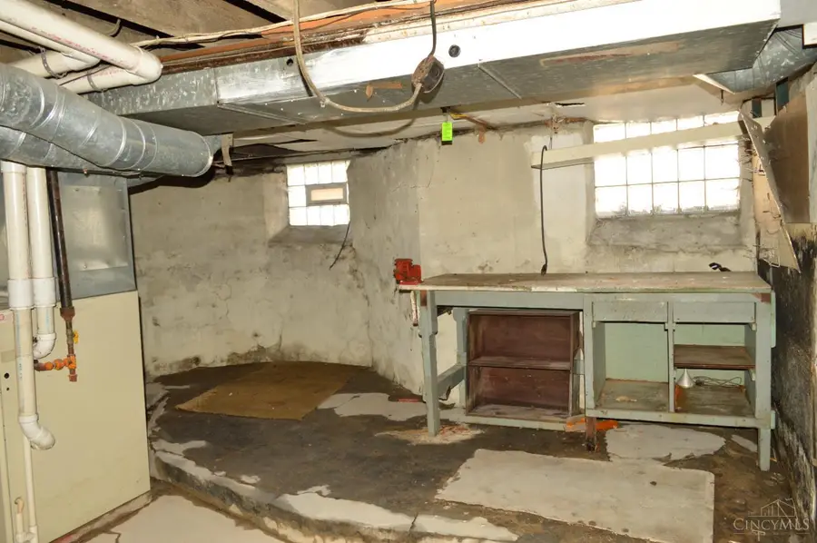 3020 Daytona Avenue, Cincinnati, OH 45211 - Image #2