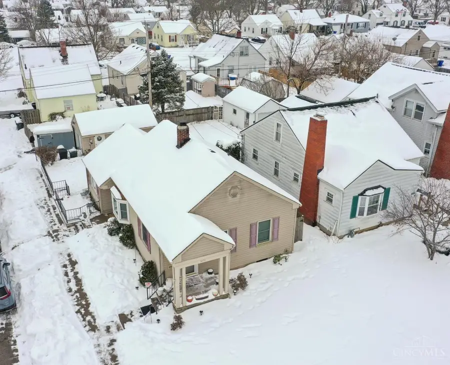 1091 Tiffin Avenue, Hamilton, OH 45015 - #3