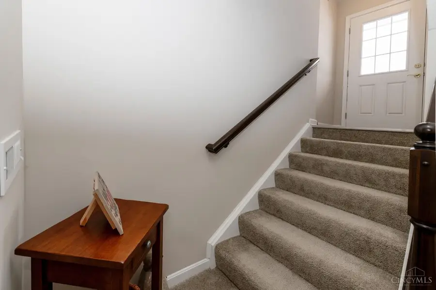 8041 Oakbridge Way #4-104, Green Township, OH 45248 - #2