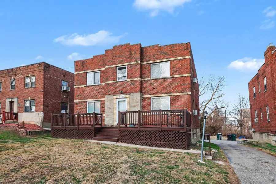7119 Eastlawn Drive, Cincinnati, OH 45237 - Image #3