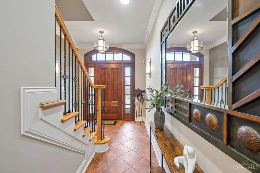 1464 Riverside Drive, Cincinnati, OH 45202 - #2