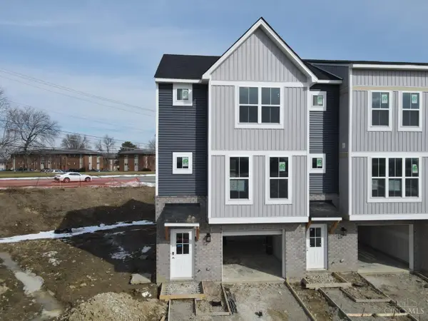 606 Brightview Place #32, Forest Park, OH 45240