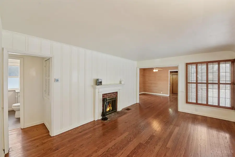 335 Albion Avenue, Glendale, OH 45246 - #2