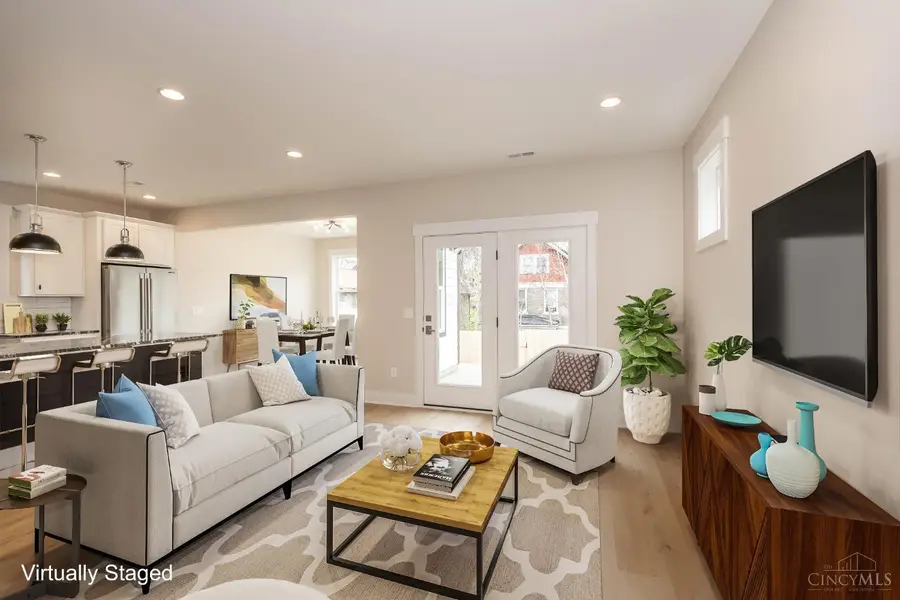 3217 Gilbert Avenue, Cincinnati, OH 45207 - #3