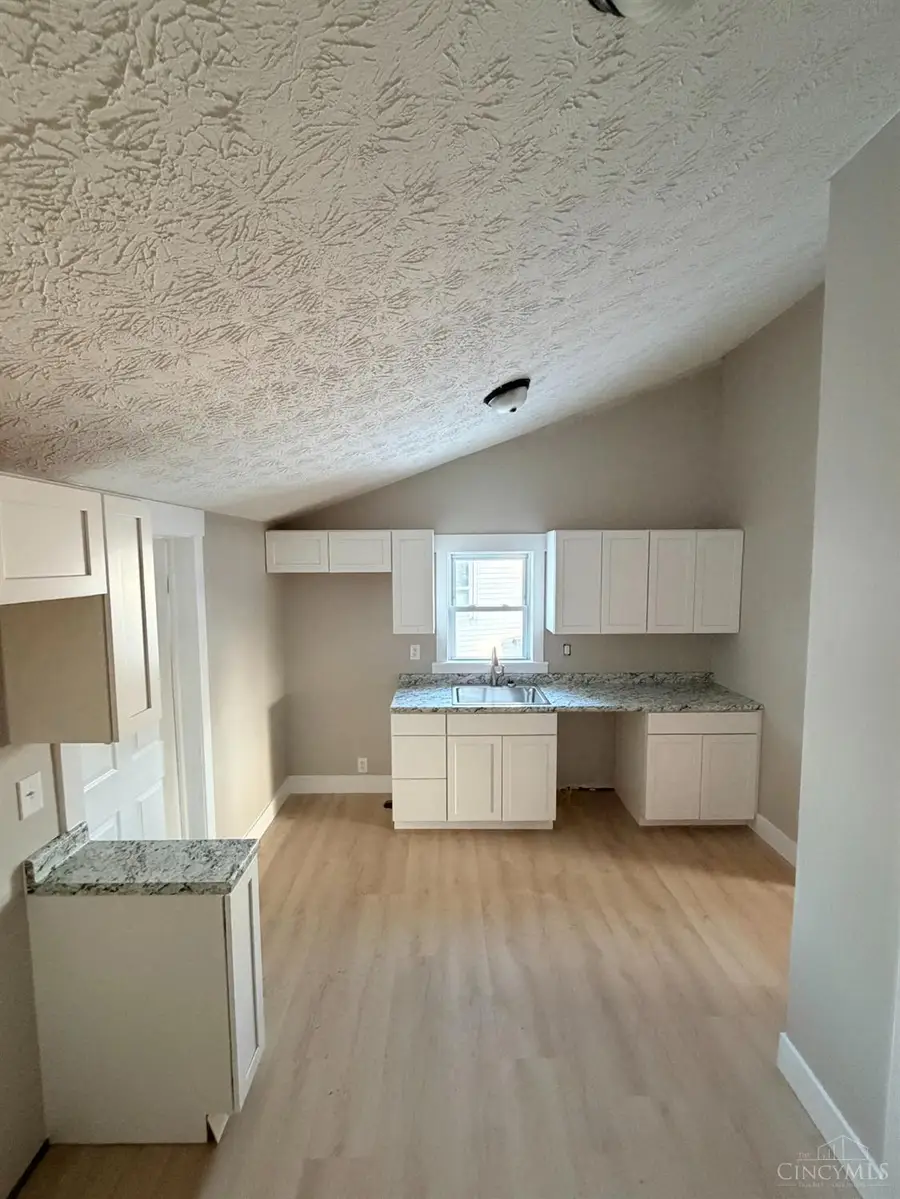 1321 Oxford State Road, Middletown, OH 45044 - #3