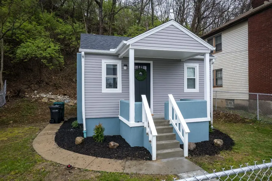 2117 Highland Avenue, Cincinnati, OH 45219 - Image #2