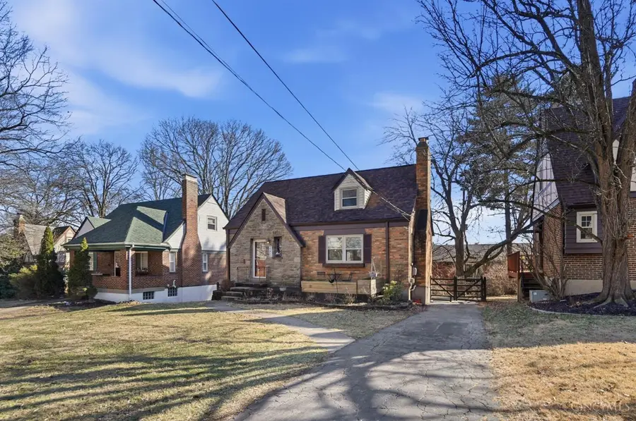 3223 Manning Avenue, Cincinnati, OH 45211 - #2