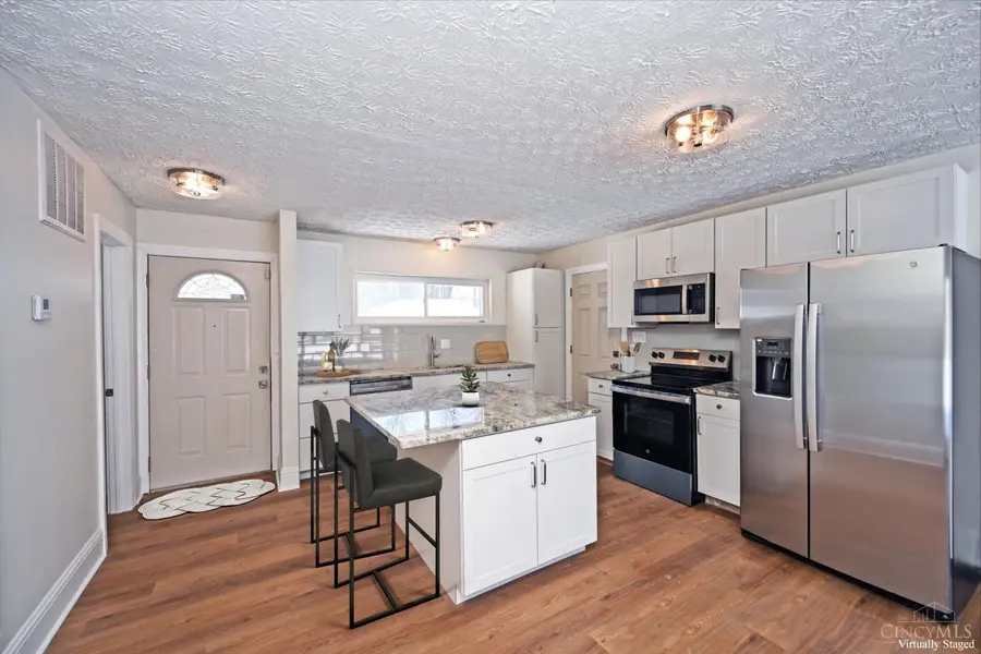 8609 Balboa Drive, Cincinnati, OH 45231 - Image #2