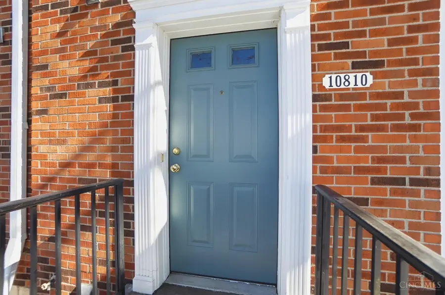 10810 Lakehurst Court #110, Sycamore Township, OH 45242 - #3