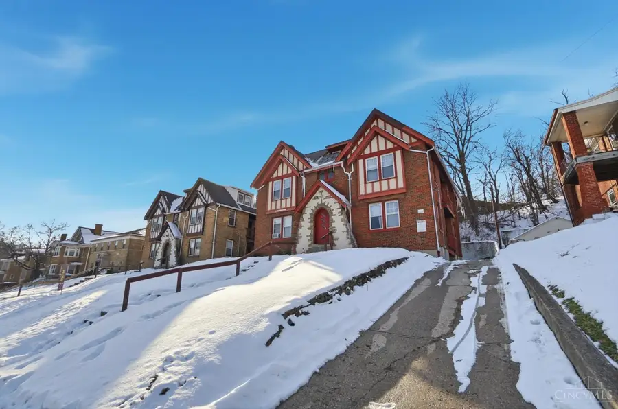 1025 Dana Avenue, Cincinnati, OH 45229 - #2