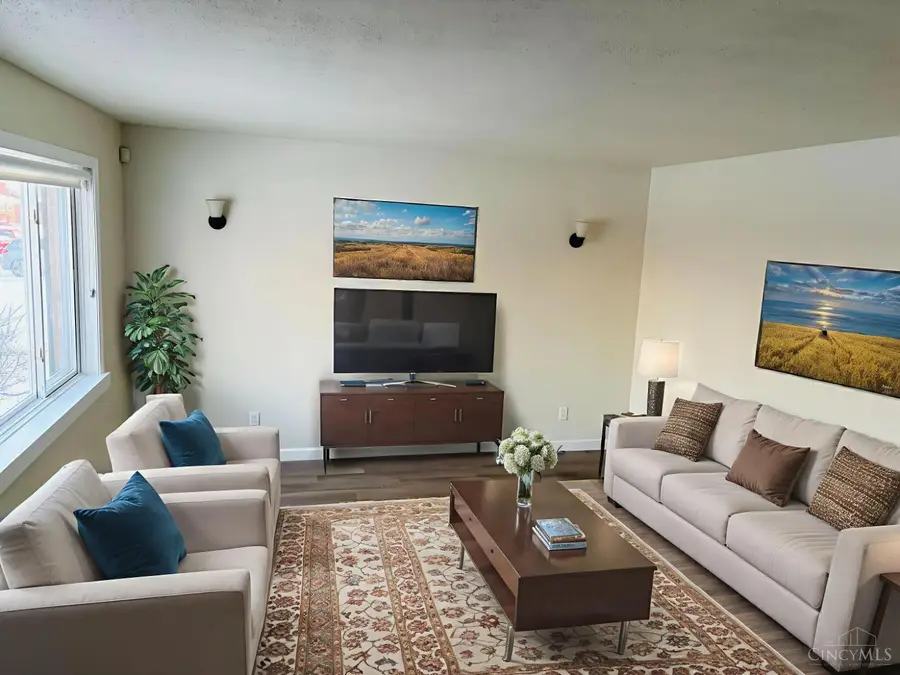 9391 Jericho Drive, Northbrook, OH 45231 - #3