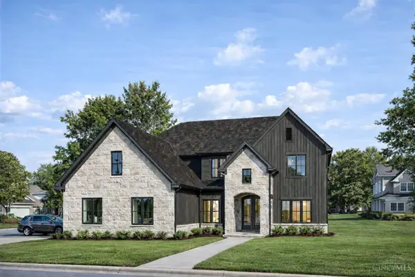 10550 Cinderella Drive, Montgomery, OH 45242