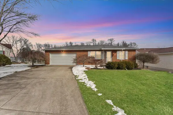 102 Robin Lane, Hillsboro, OH 45133