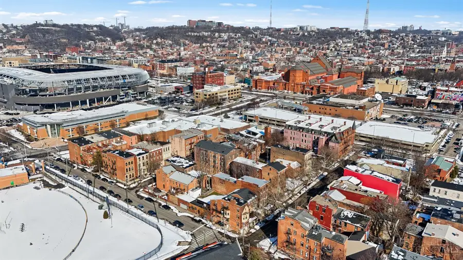 422 Clark Street, Cincinnati, OH 45203 - #3