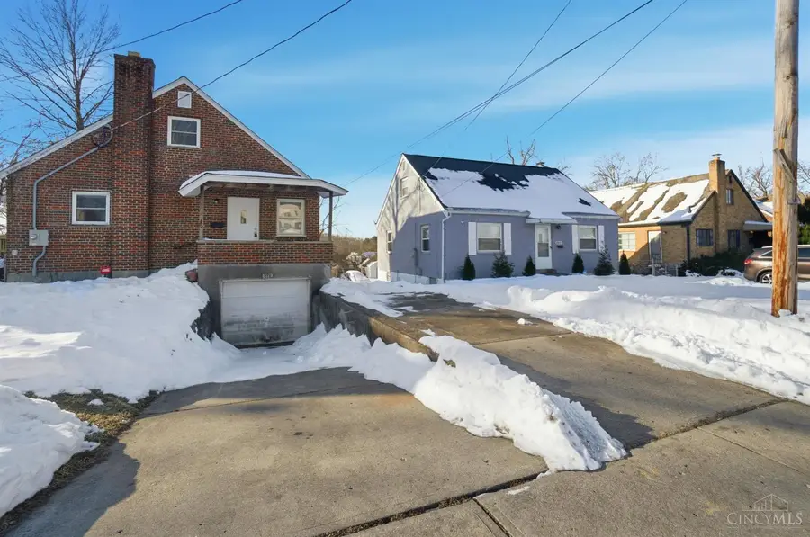 2807 W Galbraith Road, Cincinnati, OH 45239 - #3