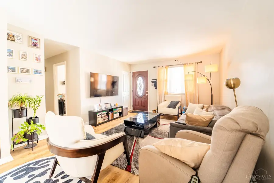 2617 Chesterhill Dr, Pleasant Run, OH 45231 - #2