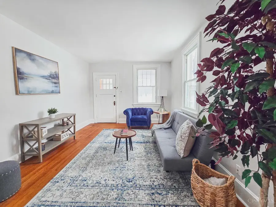 2048 W Galbraith Road, Cincinnati, OH 45239 - #2